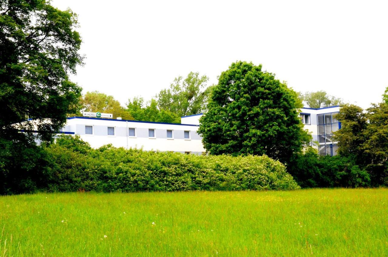 Hotel Am Klieversberg Wolfsburg Exterior foto